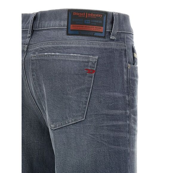 Diesel Women \'1978 D-Akemi\' Jeans